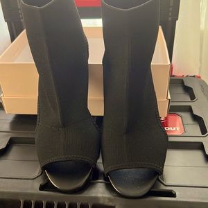 DKNY Peep toe booties sz 11 NWOT